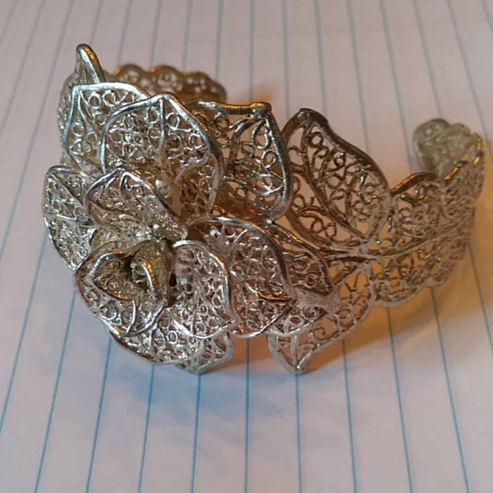 Silver rose bracelet